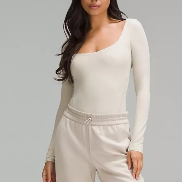 Sz M Lululemon Wundermost Ultra-Soft Nulu Square-Neck Long-Sleeve Bodysuit - Picture 1 of 13